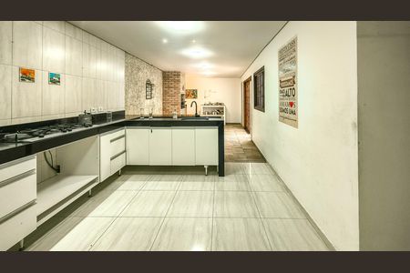 Casa à venda com 257m², 3 quartos e 2 vagas Casa à venda com 257m², 3 quartos e 2 vagasCozinha