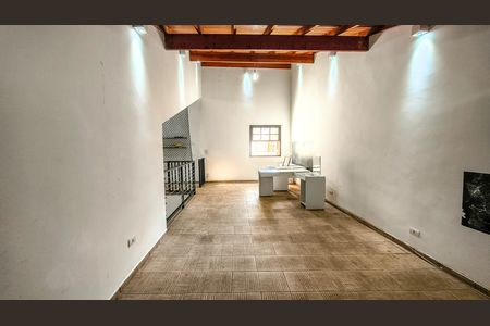 Casa à venda com 257m², 3 quartos e 2 vagas Casa à venda com 257m², 3 quartos e 2 vagasEscritório