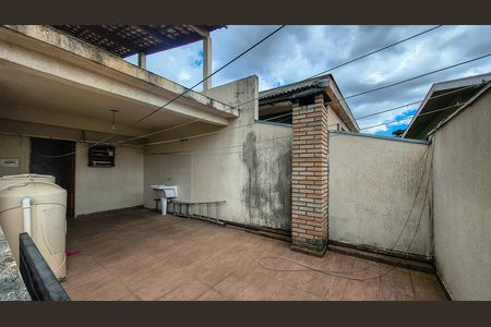 Área de Serviço de casa à venda com 3 quartos, 257m² em Vila Friburgo, São Paulo