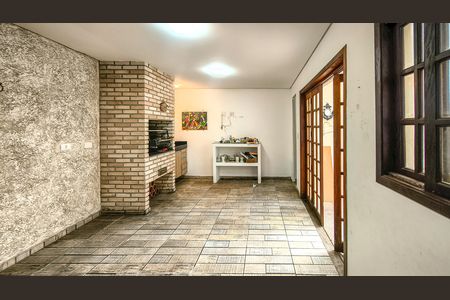 Casa à venda com 257m², 3 quartos e 2 vagas Casa à venda com 257m², 3 quartos e 2 vagasEspaço Gourmet