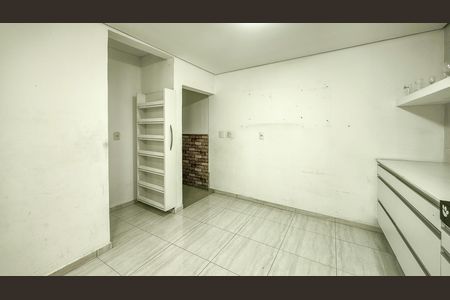 Casa à venda com 257m², 3 quartos e 2 vagas Casa à venda com 257m², 3 quartos e 2 vagasCozinha