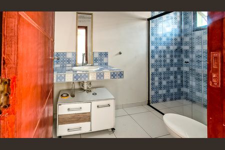 Casa à venda com 257m², 3 quartos e 2 vagas Casa à venda com 257m², 3 quartos e 2 vagasBanheiro da Suíte 3
