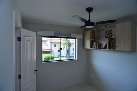 Casa de condomínio à venda com 716m², 5 quartos e 4 vagas