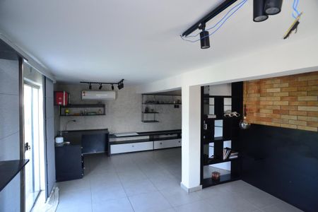Casa de condomínio à venda com 716m², 5 quartos e 4 vagas