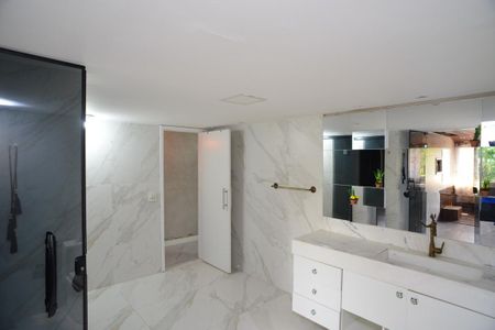 Casa de condomínio à venda com 716m², 5 quartos e 4 vagas