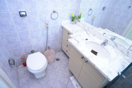 Casa de condomínio à venda com 716m², 5 quartos e 4 vagas