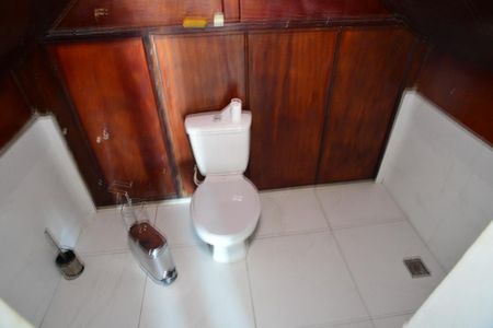 Casa de condomínio à venda com 716m², 5 quartos e 4 vagas