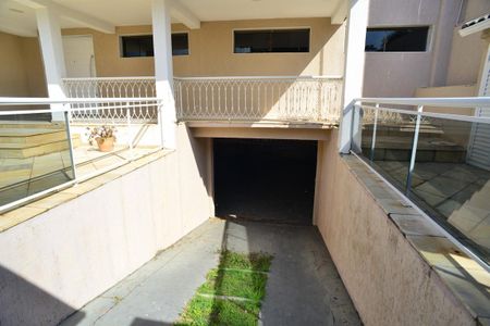 Vista Externa de casa de condomínio à venda com 5 quartos, 716m² em Barra da Tijuca, Rio de Janeiro