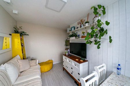 Apartamento à venda com 2 quartos, 44m² em Vila Ema, São Paulo