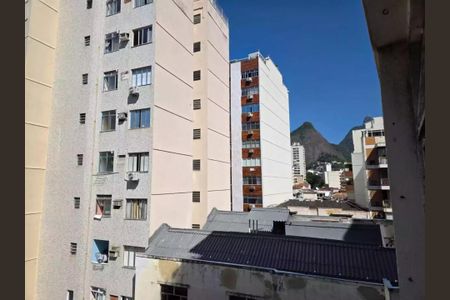 Apartamento à venda com 66m², 2 quartos e 1 vaga