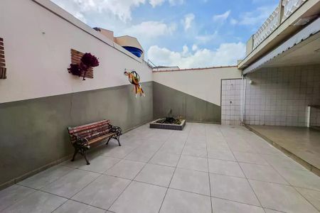 Casa à venda com 200m², 4 quartos e 4 vagas