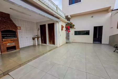 Casa à venda com 4 quartos, 200m² em Vila Camilópolis, Santo André