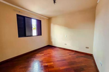 Casa à venda com 4 quartos, 200m² em Vila Camilópolis, Santo André