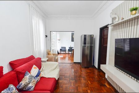Casa à venda com 300m², 4 quartos e 1 vagaSala