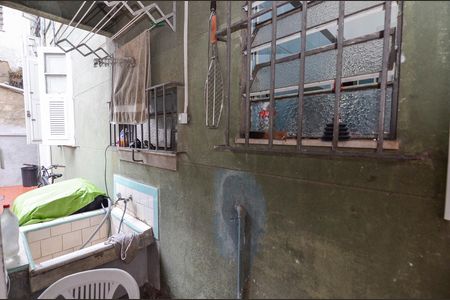 Casa à venda com 300m², 4 quartos e 1 vagaÁrea de Serviço