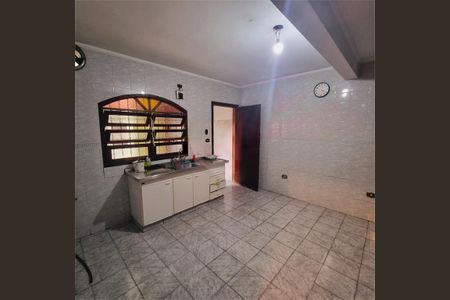 Casa à venda com 176m², 3 quartos e 3 vagas
