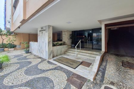 Apartamento para alugar com 84m², 2 quartos e 1 vaga Apartamento para alugar com 84m², 2 quartos e 1 vagaFachada