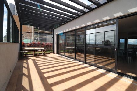 Apartamento para alugar com 69m², 2 quartos e 1 vagaÁrea comum - Salão de festas