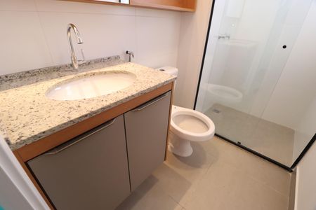 Apartamento para alugar com 69m², 2 quartos e 1 vagaBanheiro Social