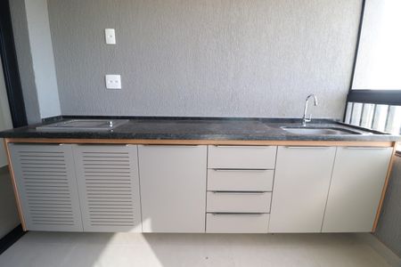 Apartamento para alugar com 69m², 2 quartos e 1 vagaSacada