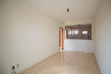 Sala de apartamento para alugar com 2 quartos, 70m² em Almerinda, São Gonçalo