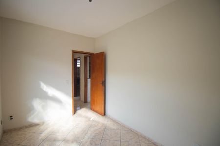 Quarto 1 de apartamento para alugar com 2 quartos, 70m² em Almerinda, São Gonçalo