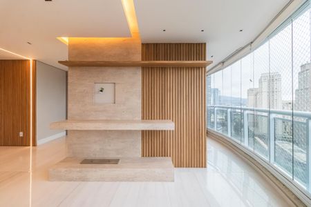 Apartamento para alugar com 140m², 4 quartos e 4 vagas Apartamento para alugar com 140m², 4 quartos e 4 vagasSala