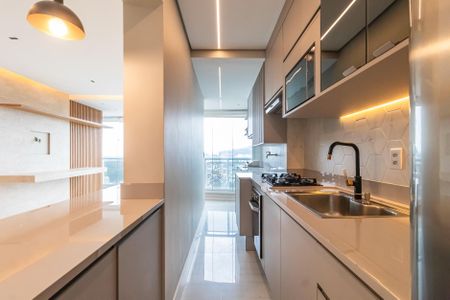 Apartamento para alugar com 140m², 4 quartos e 4 vagas Apartamento para alugar com 140m², 4 quartos e 4 vagasCozinha
