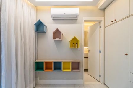 Apartamento para alugar com 140m², 4 quartos e 4 vagas Apartamento para alugar com 140m², 4 quartos e 4 vagasSuíte 1