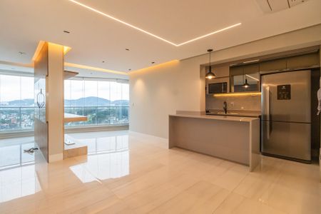Apartamento para alugar com 140m², 4 quartos e 4 vagas Apartamento para alugar com 140m², 4 quartos e 4 vagasSala