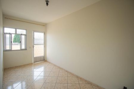 Sala de apartamento para alugar com 2 quartos, 70m² em Almerinda, São Gonçalo