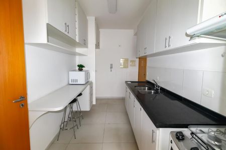 Apartamento à venda com 102m², 3 quartos e 2 vagas Apartamento à venda com 102m², 3 quartos e 2 vagasCozinha - Armários