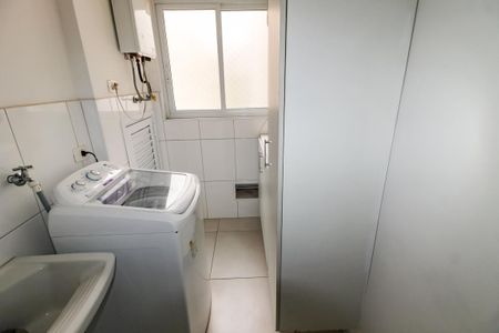 Apartamento à venda com 102m², 3 quartos e 2 vagas Apartamento à venda com 102m², 3 quartos e 2 vagasÁrea de Serviço