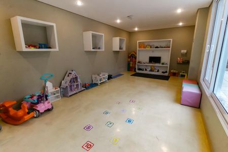 Apartamento à venda com 102m², 3 quartos e 2 vagas Apartamento à venda com 102m², 3 quartos e 2 vagasBrinquedoteca