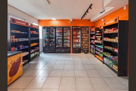 Apartamento para alugar com 31m², 2 quartos e sem vaga