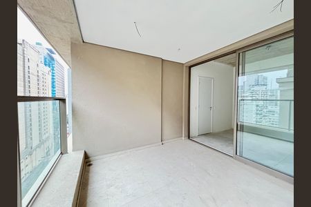 Apartamento à venda com 145m², 3 quartos e 2 vagas Apartamento à venda com 145m², 3 quartos e 2 vagasSuite