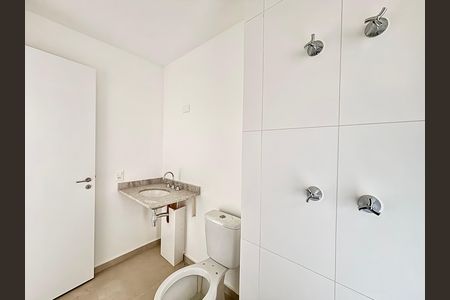 Apartamento à venda com 145m², 3 quartos e 2 vagas Apartamento à venda com 145m², 3 quartos e 2 vagasQuarto 1 Banheiro