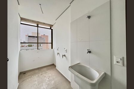 Apartamento à venda com 145m², 3 quartos e 2 vagas Apartamento à venda com 145m², 3 quartos e 2 vagasLavanderia
