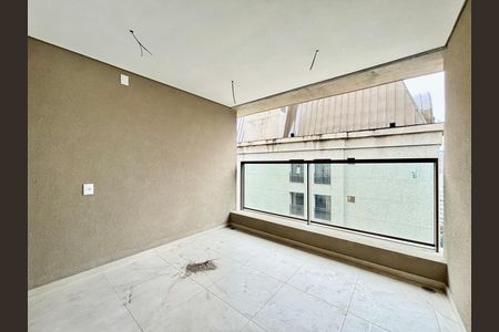 Apartamento à venda com 145m², 3 quartos e 2 vagas Apartamento à venda com 145m², 3 quartos e 2 vagasSuite