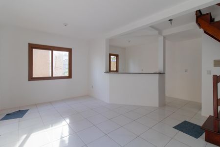 Casa de condomínio à venda com 130m², 2 quartos e 2 vagasSala
