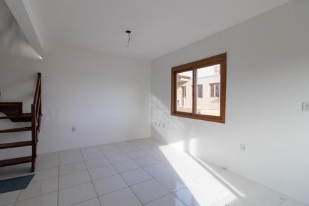 Casa de condomínio à venda com 130m², 2 quartos e 2 vagasSala