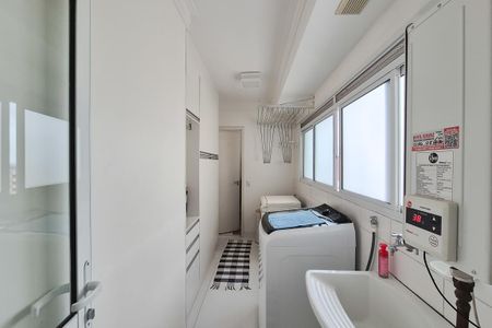 Apartamento à venda com 156m², 3 quartos e 3 vagasÁrea de Serviço