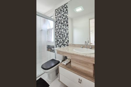 Apartamento à venda com 156m², 3 quartos e 3 vagasBanheiro da Suíte 2
