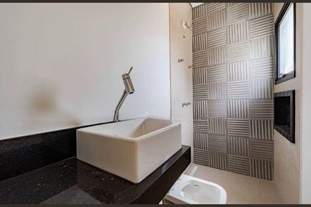 Casa à venda com 480m², 4 quartos e 6 vagas