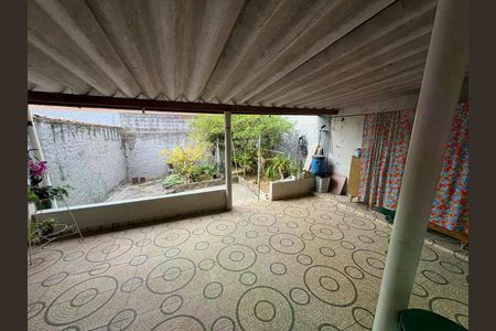 Casa à venda com 146m², 2 quartos e 2 vagas