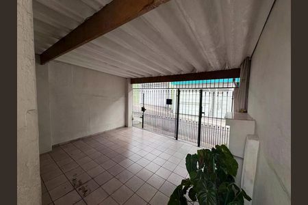 Casa à venda com 2 quartos, 146m² em Parque Novo Oratório, Santo André
