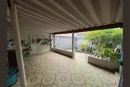 Casa à venda com 146m², 2 quartos e 2 vagas