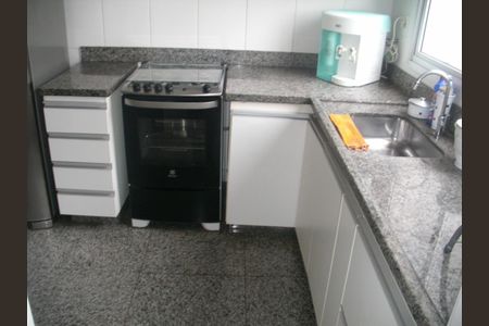 Apartamento à venda com 130m², 4 quartos e 3 vagas