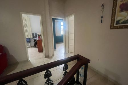 Casa à venda com 571m², 5 quartos e 6 vagas Casa à venda com 571m², 5 quartos e 6 vagasÁrea comum