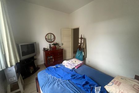 Casa à venda com 571m², 5 quartos e 6 vagas Casa à venda com 571m², 5 quartos e 6 vagasQuarto 1